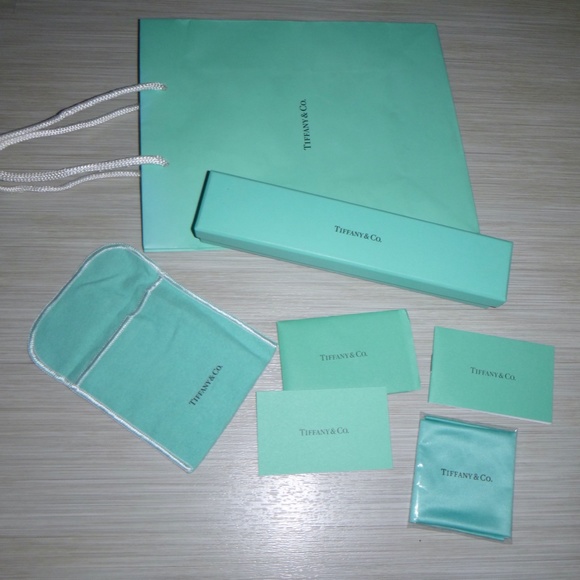 PERFECT CHRISTMAS GIFT TIFFANY & CO 18K WHT GOLD & DIAMOND HEART TAG BRACELET - Picture 2 of 16